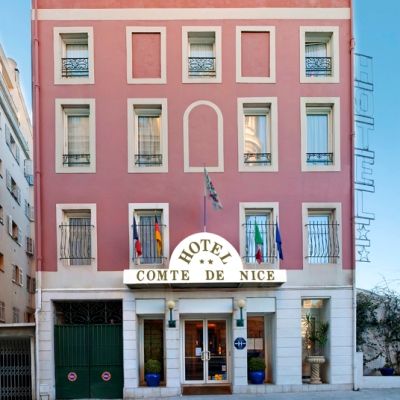 Aparthotel Comte De 2*