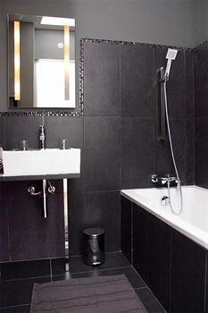 B11hotel