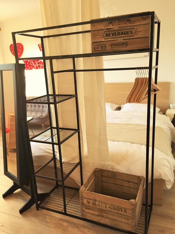 Cocoon Apartment *