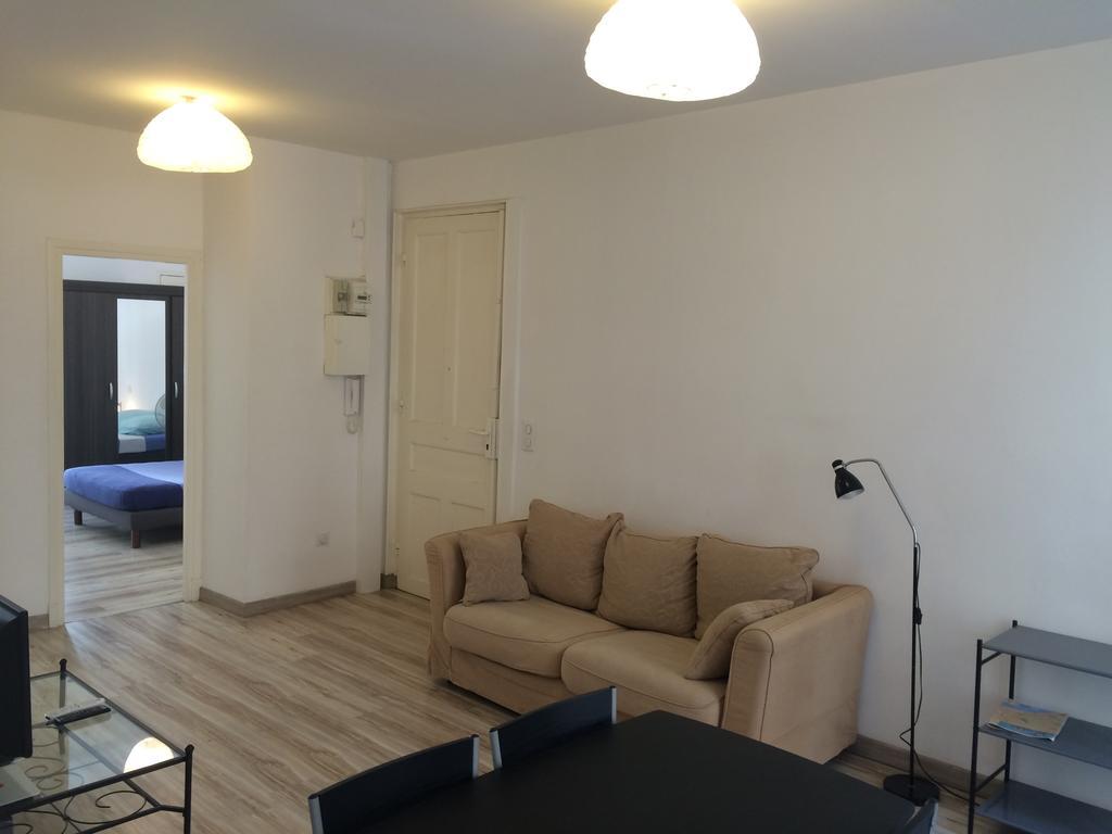 Centre Apartment *