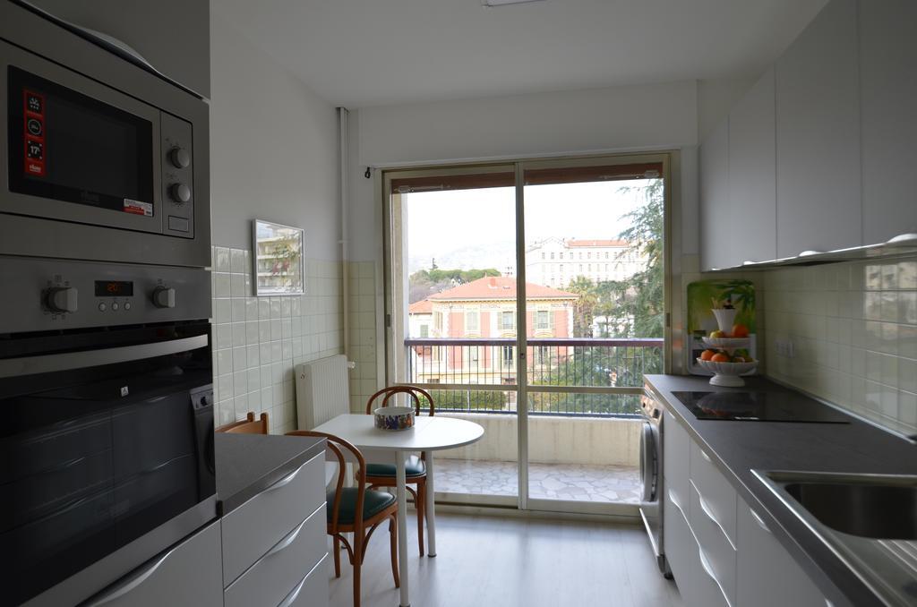 Le Cambridge Apartment Nice