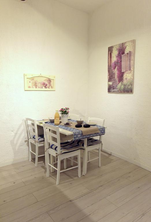 Great Flat In The Old Town Up To 4 * Nice