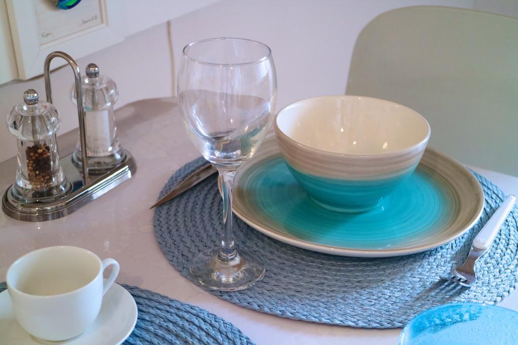 Ersextius, Ggb2, * Nice