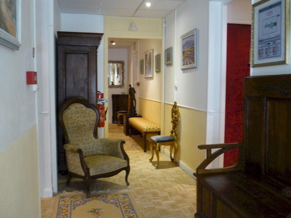 Hotel Logis Victorine 2*