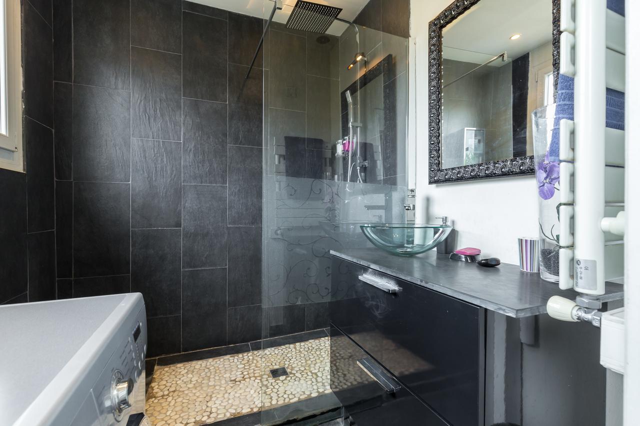 Le Mantega - F2 Moderne,centre Ville, 2 Grandes Terrasses,climatisation, Ascenseur