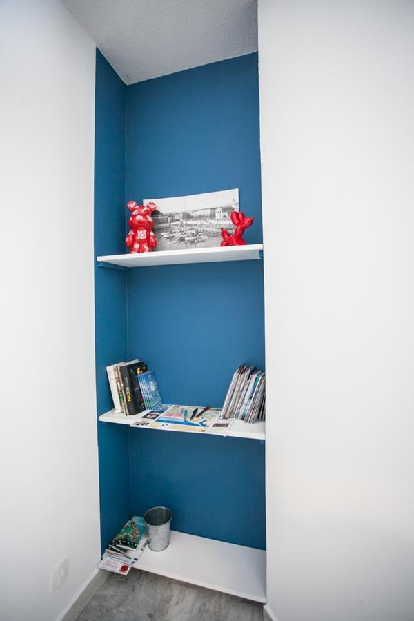 3 Pieces Sonice Au Centre De *