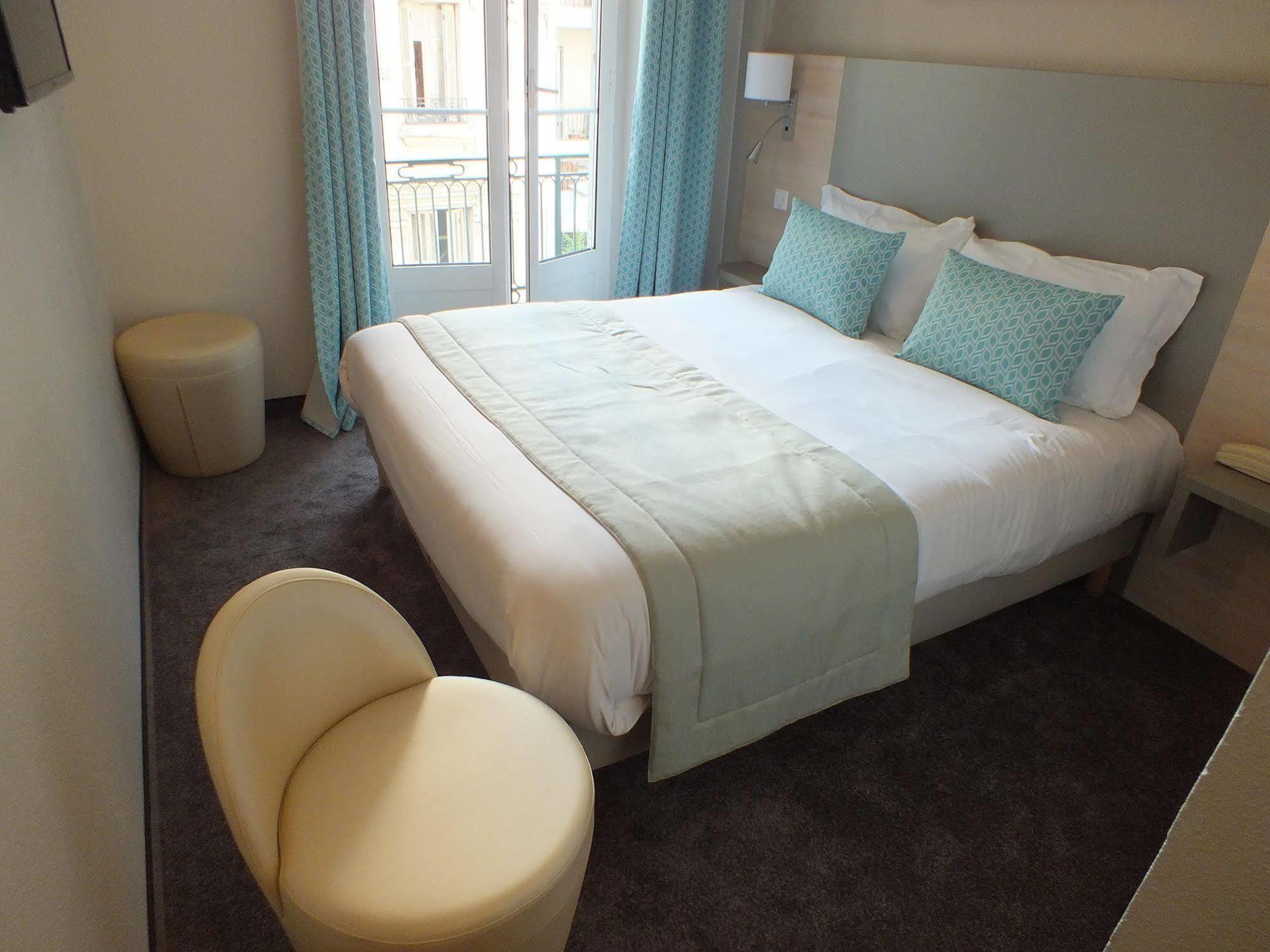 Du Midi Hotel 3*