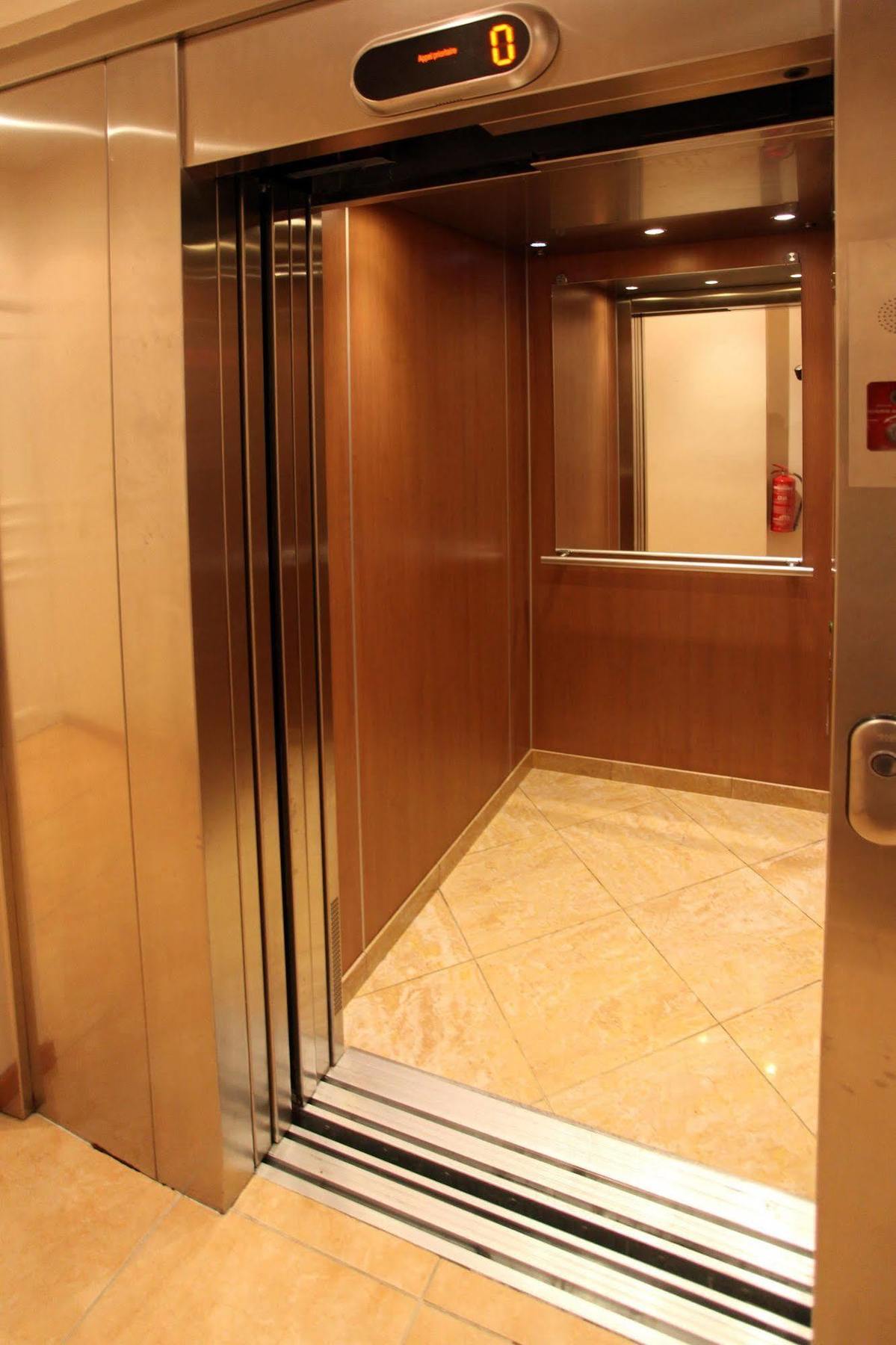 Trocadero Hotel