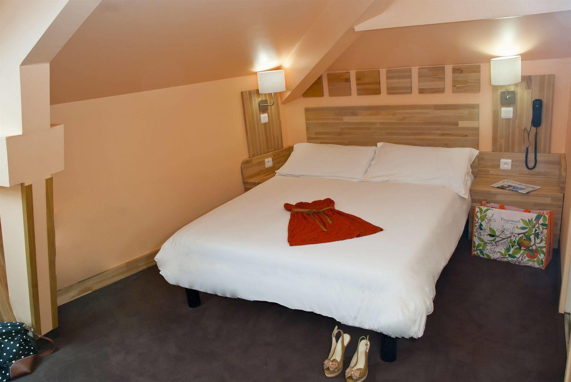 Comte De Aparthotel 2*