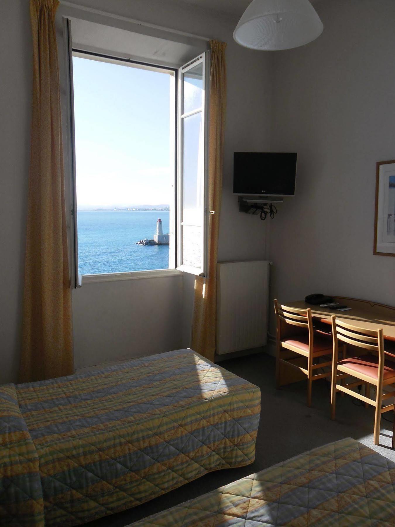 Le Saint Paul Hotel 3*