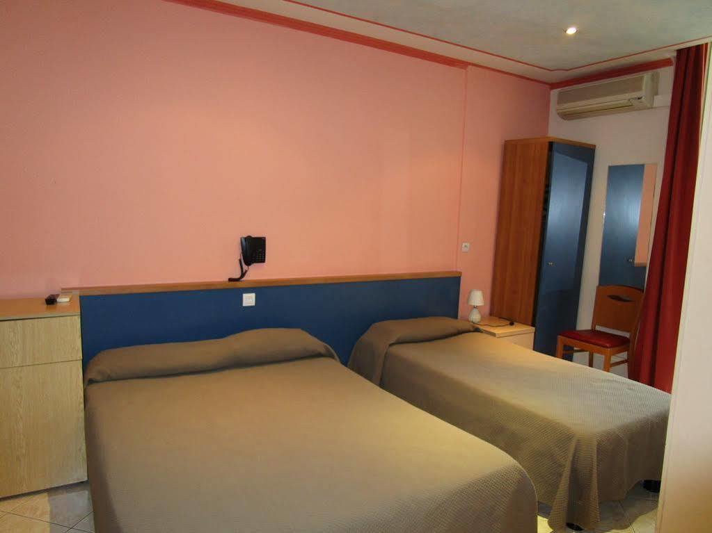 Du Centre, Un Ammi Hotel