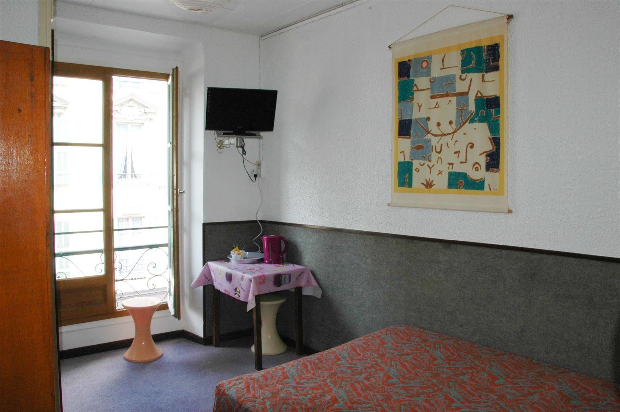 Hotel Monet 2*