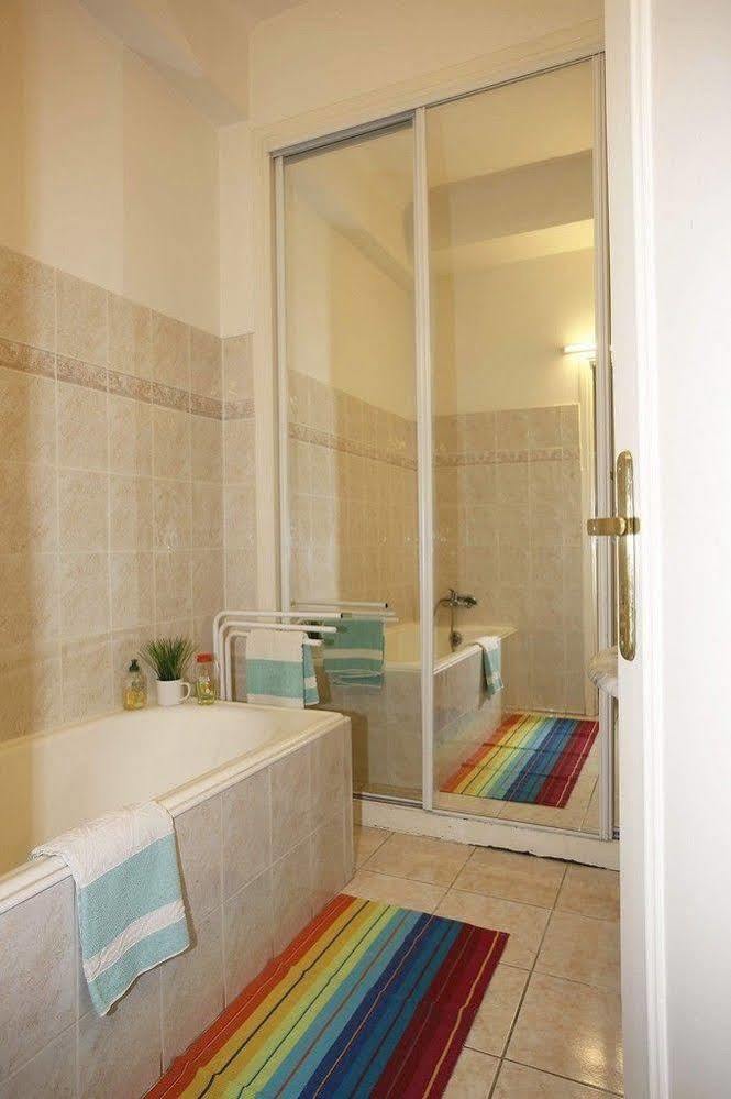 Mynice - White Apartment *