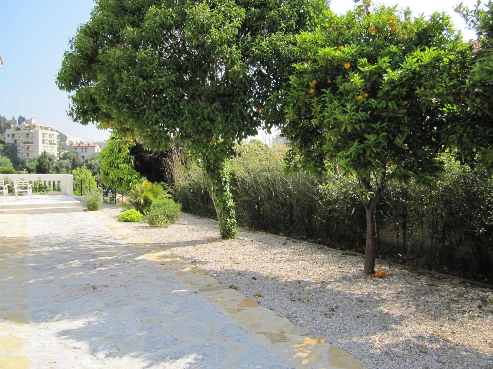 La Maison Blanche - 300M De La Plage Villa Nice