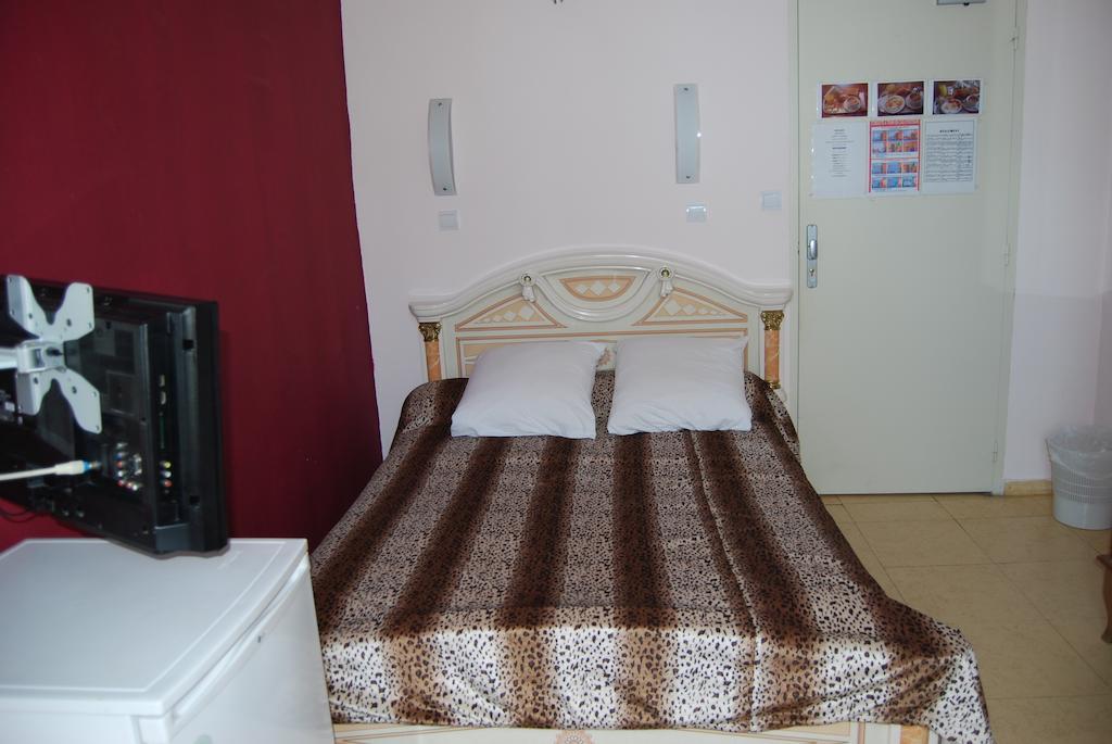 Hotel Azur 2*