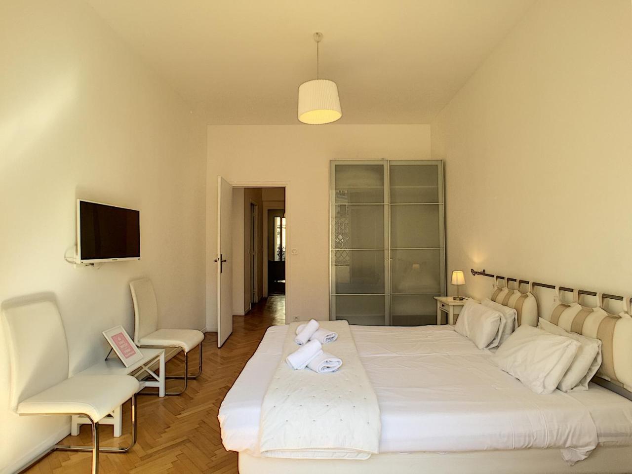 Nestor&jeeves - Provence Terrasse - - By Sea - South Terrace Apartment