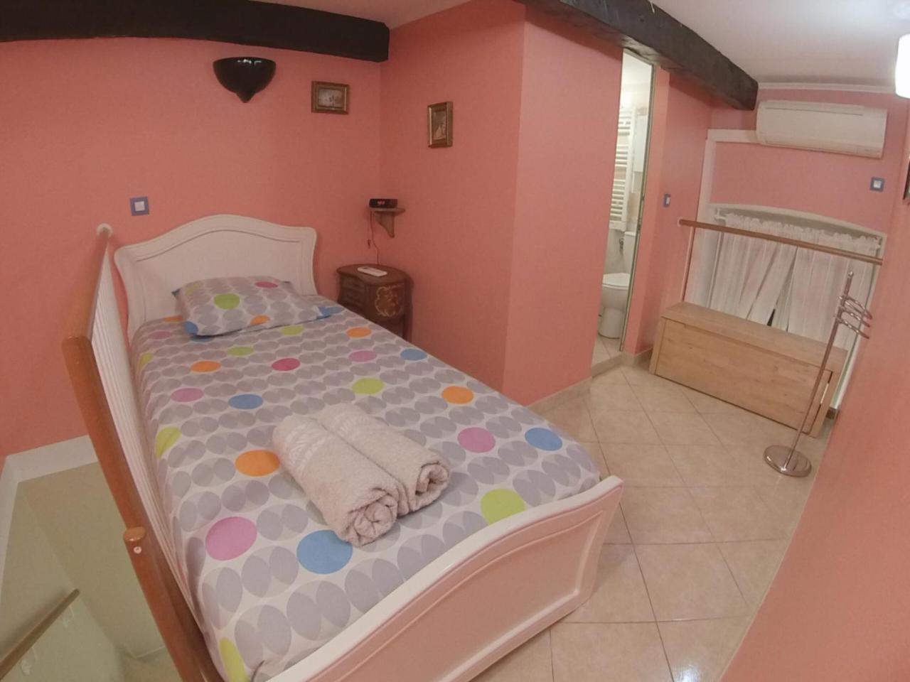 Duplex Port Apartment *