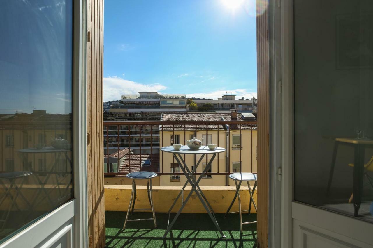 Apartment Chic Centre Au Calme Vue Colline