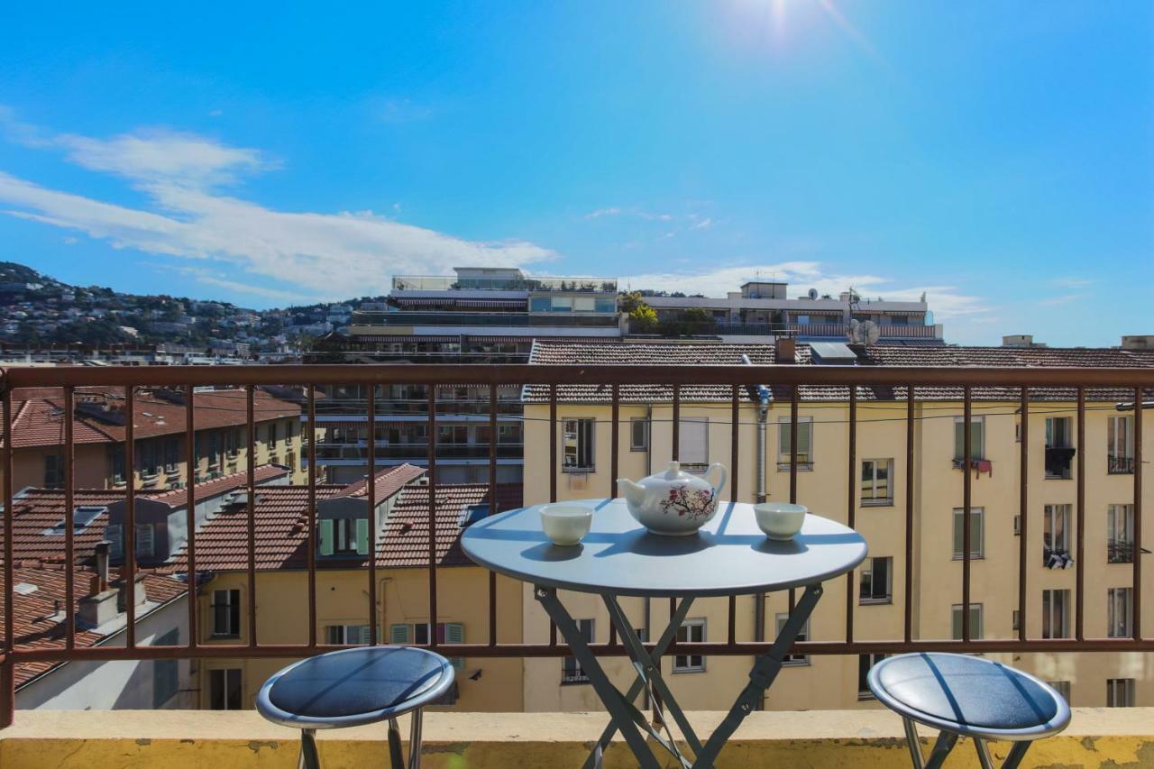 Apartment Chic Centre Au Calme Vue Colline Nice