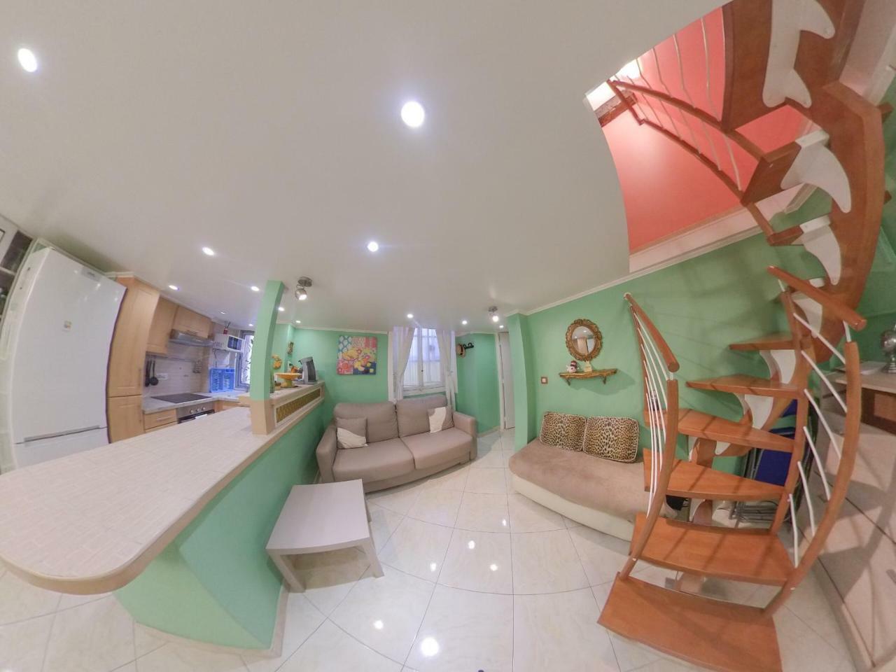 Duplex Port Apartment Nice