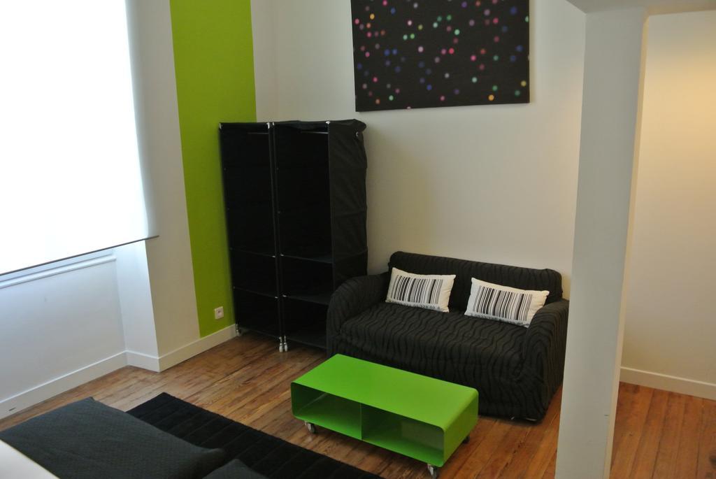 B11hotel Hotel