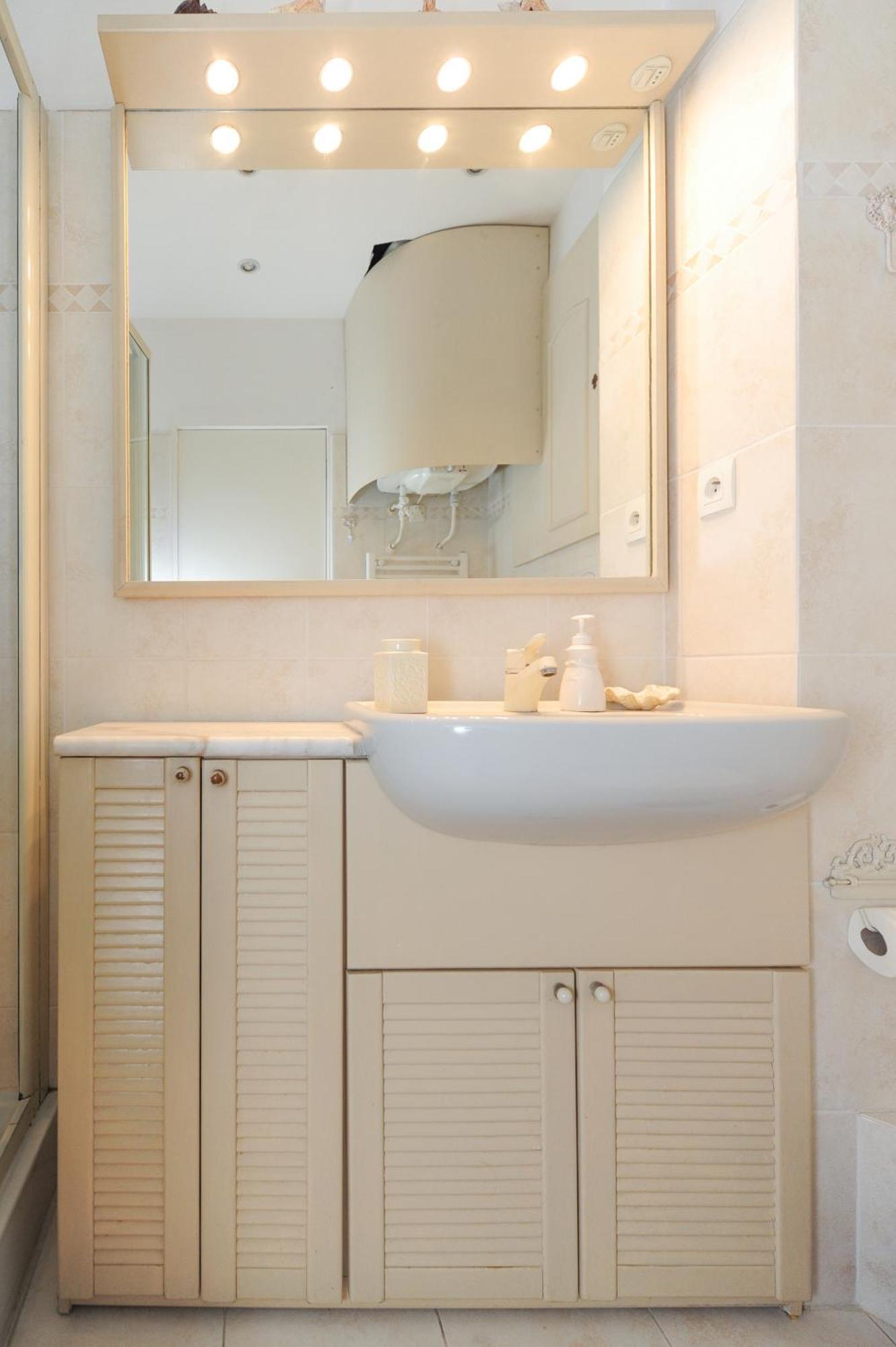 Apartment Clemenceau Centre Five Stars House