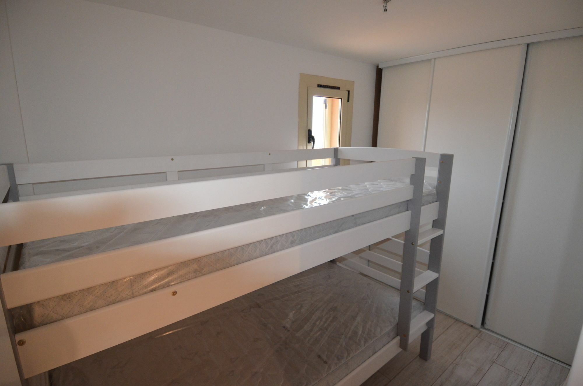 Rooftop 8 Personnes Grande Terrasse Avec Parking Quartier Aeroport Apartment *