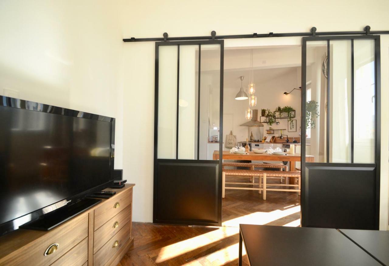 Le St Francois - Gorgeous Apt Art-deco,lift, A/c, 20 Meters Beach Appartement