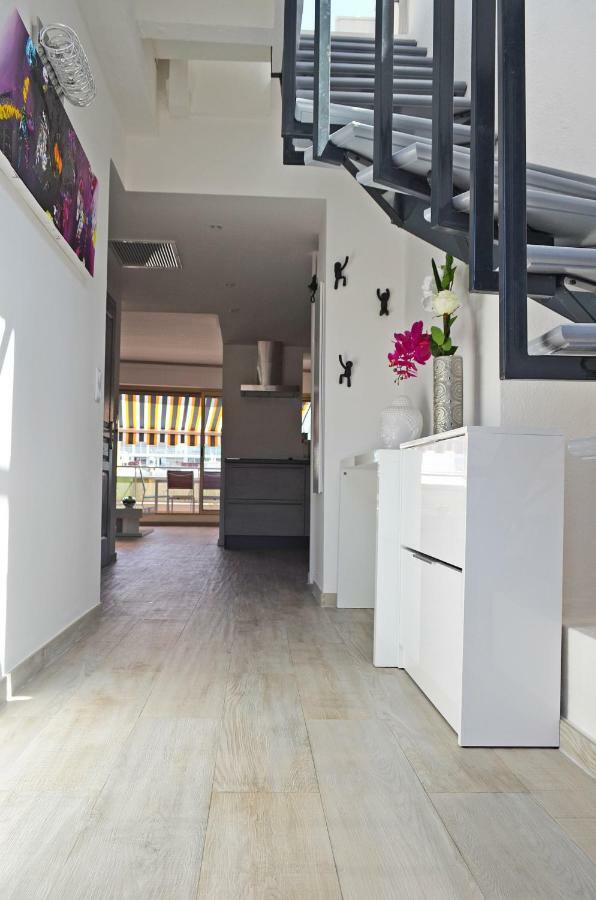 Royal Lux -last Floor, View *