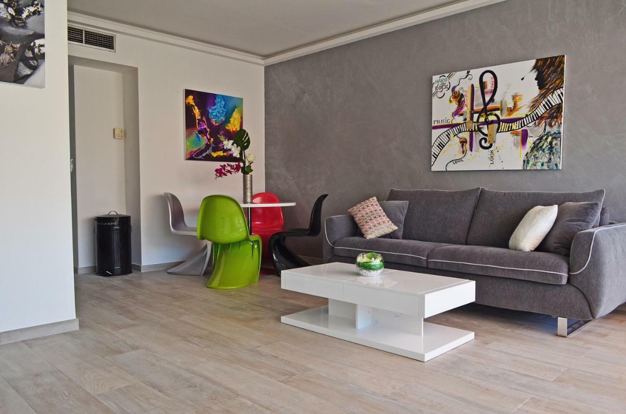 Royal Lux -last Floor, View