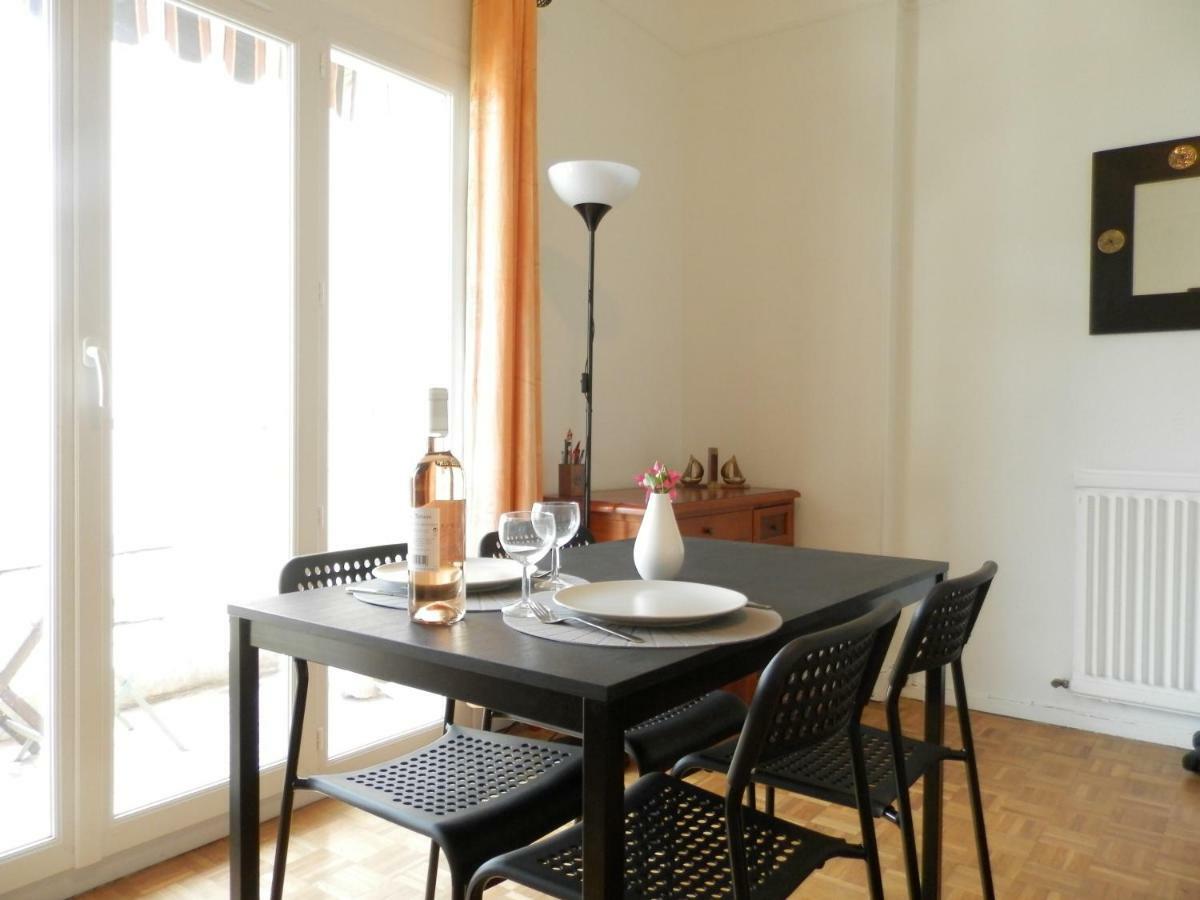 Les Pins . 2 P Calme Et Terrasse Apartment Nice