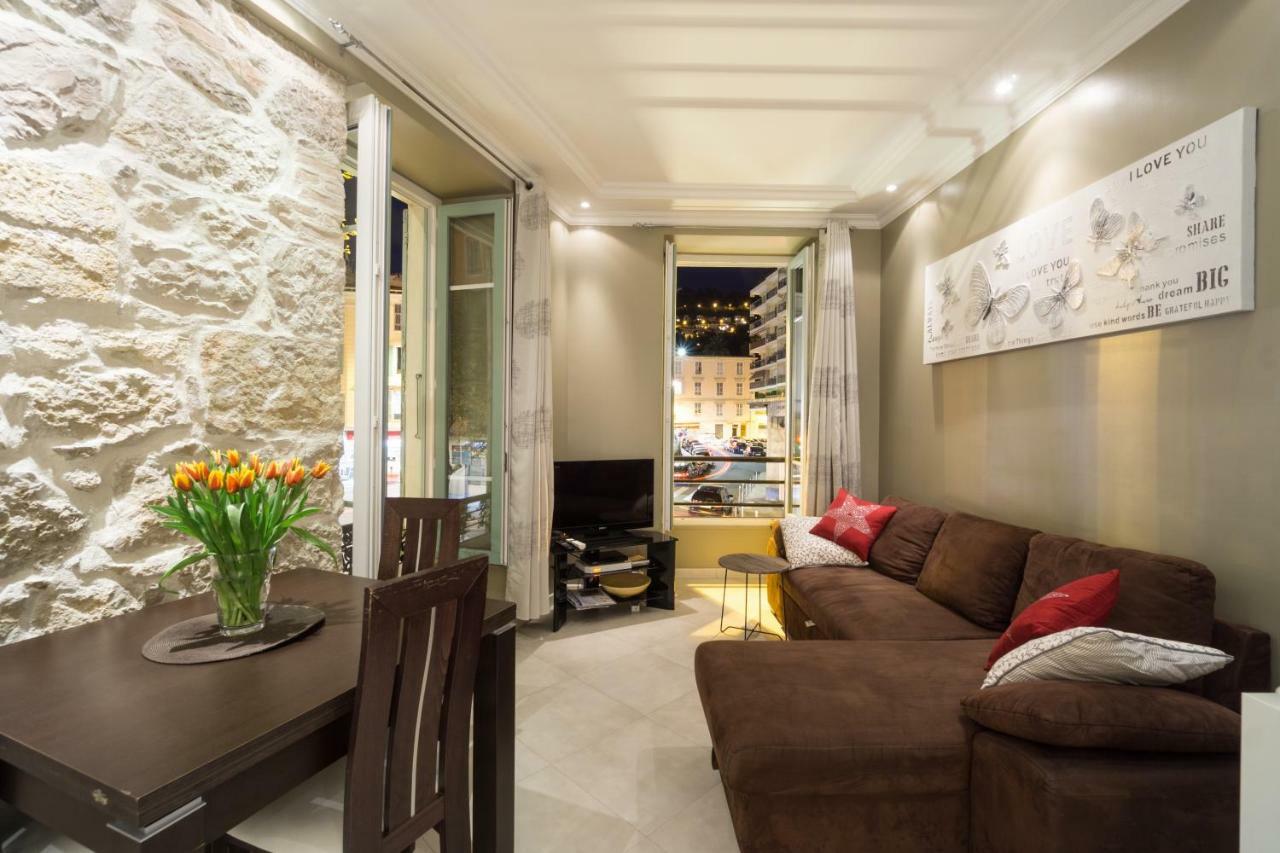 Apartment With Parking In Near The Harbor *