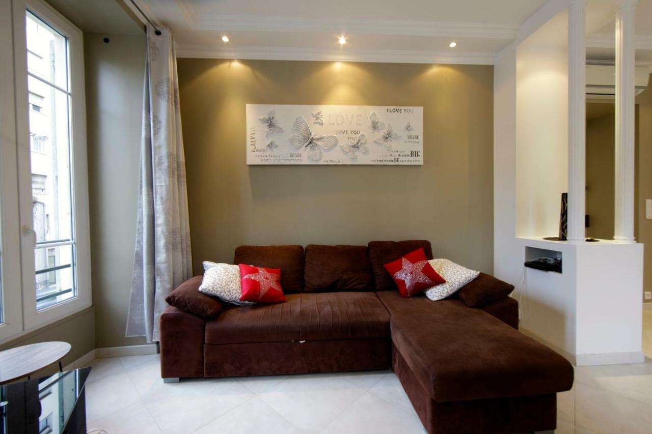 With Parking In Near The Harbor Apartment