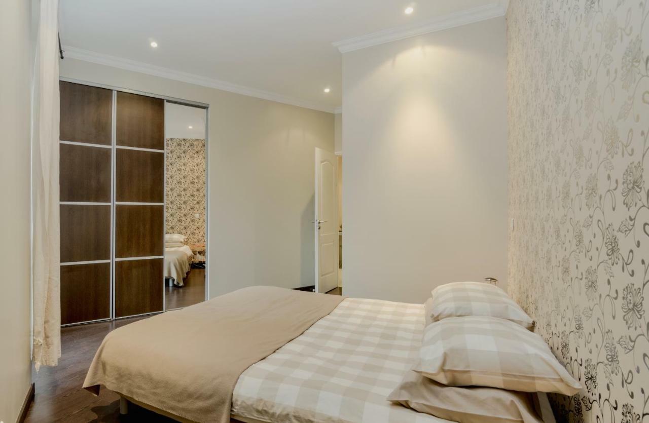 Apartment With Parking In Near The Harbor