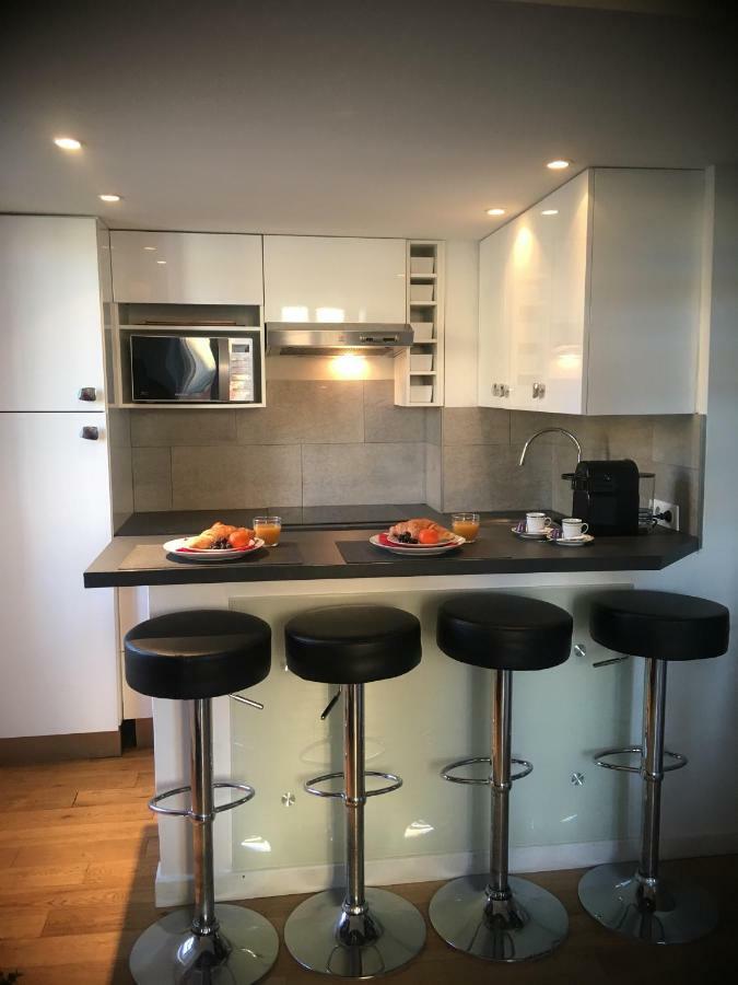 Charme Mediterraneen Votre Pied A Terre Au Coeur Du Port De Nice