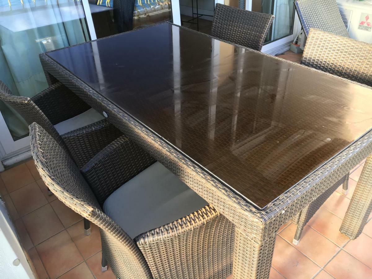 Beachfront Promenade Des *