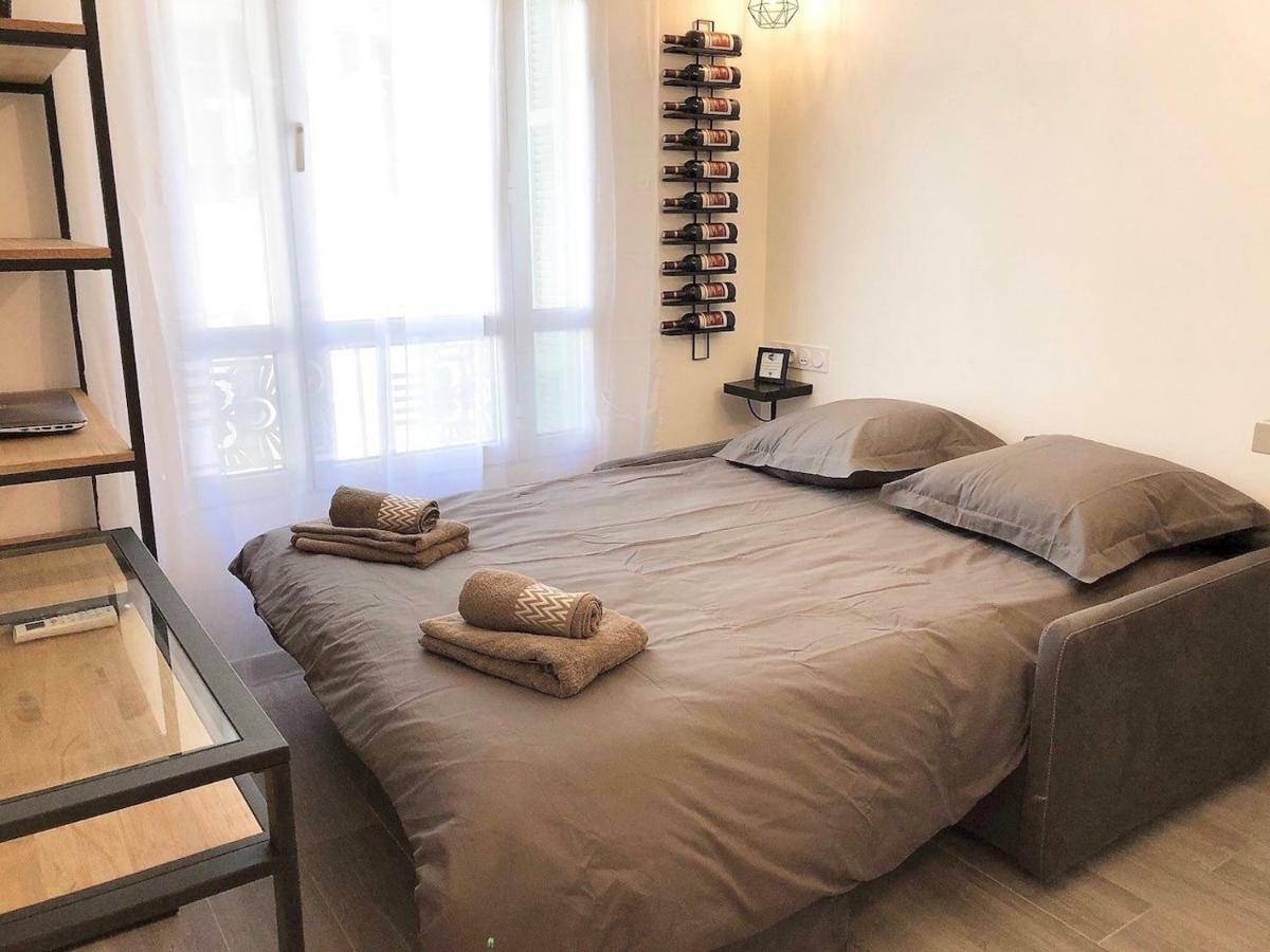 Centre Flat - Modern, Quiet And Brand New * Nice