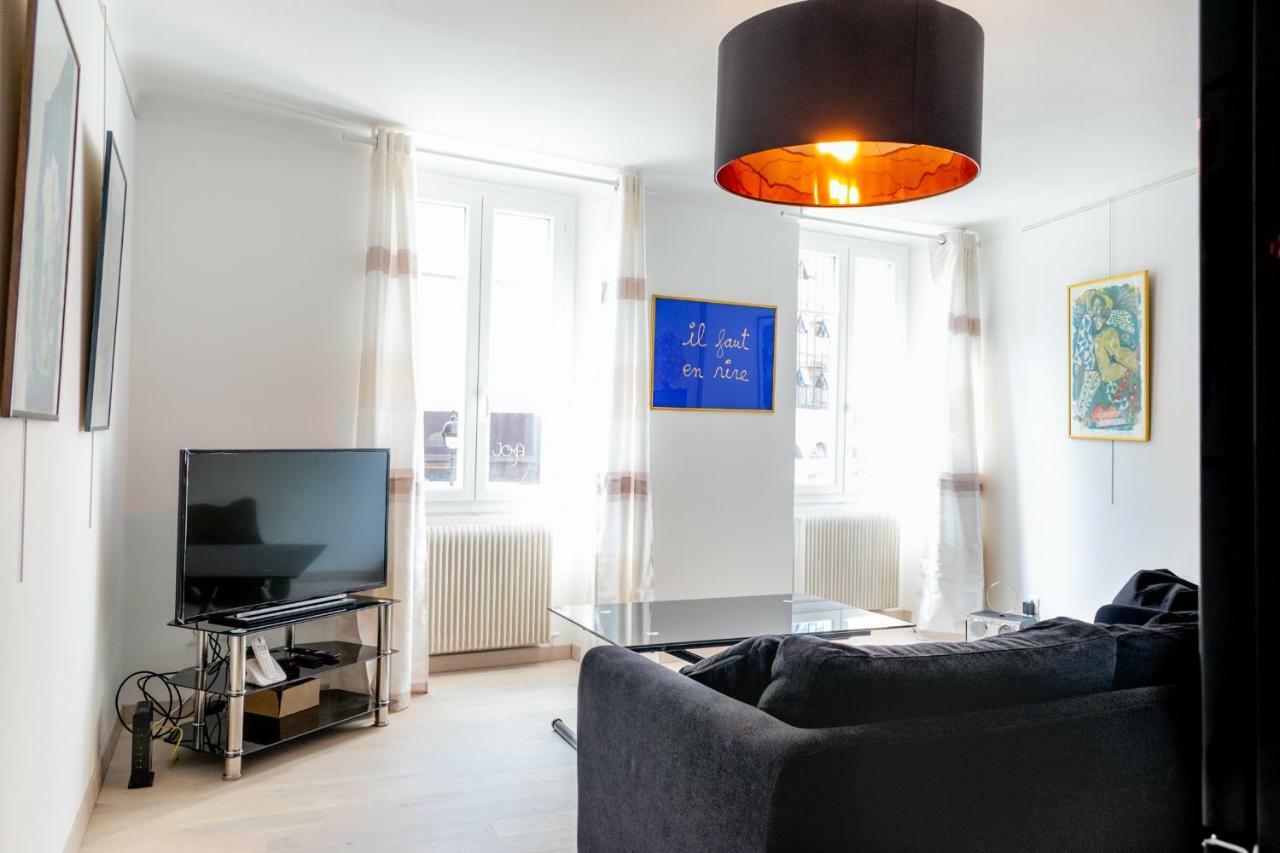 Place Du Pin Apartment Nice