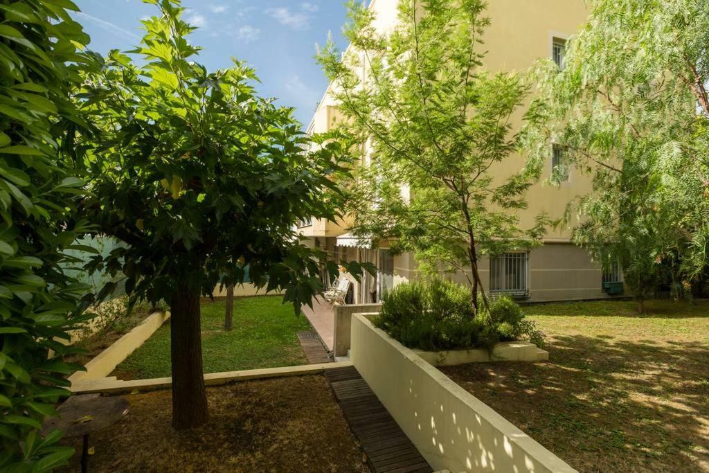 Villa Soraya , Quiet Location With Big Garden Near Beach And Old Town Of Nice Apartment *