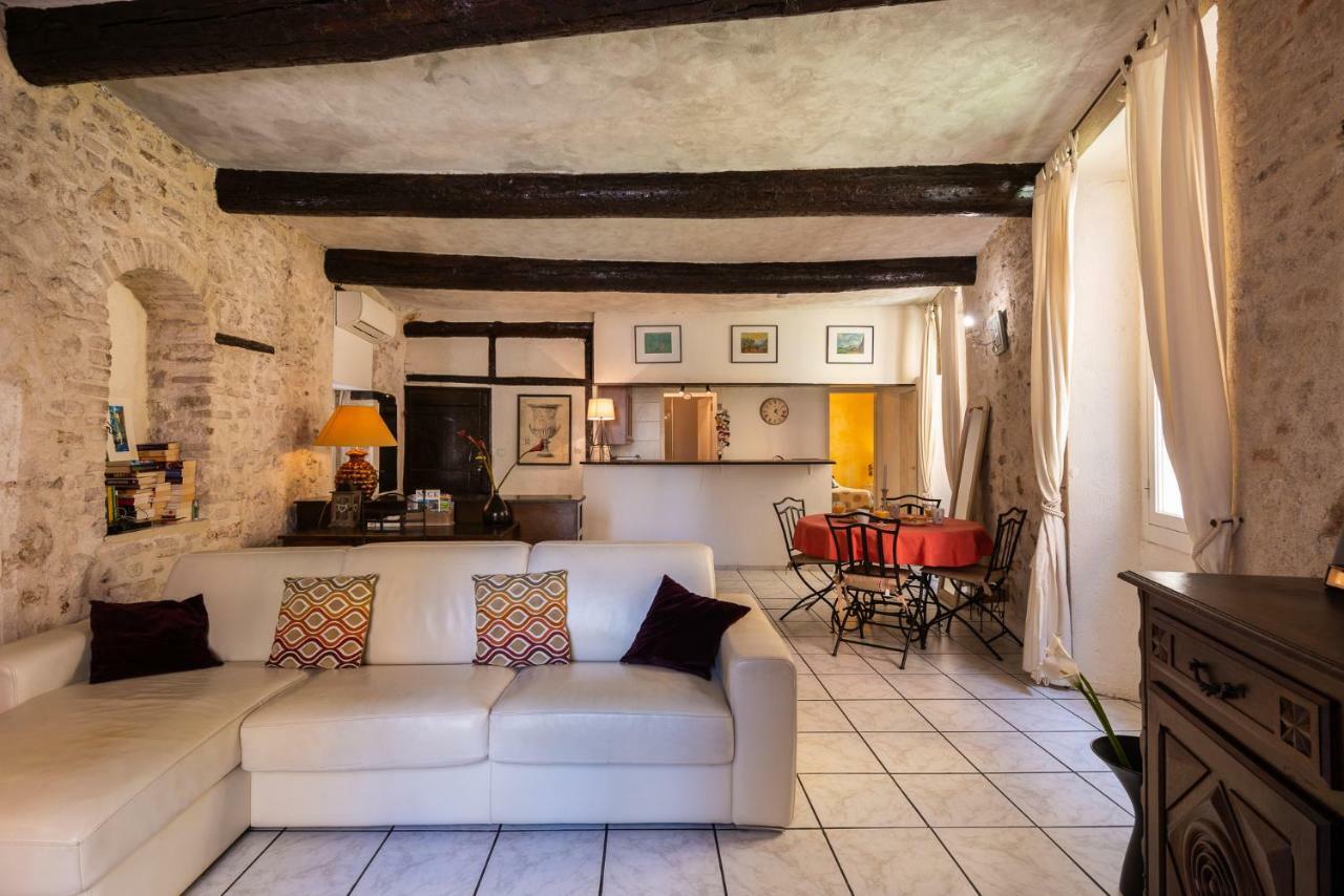 Ah! Charme Et Authentique Avec Parking Apartment Nice