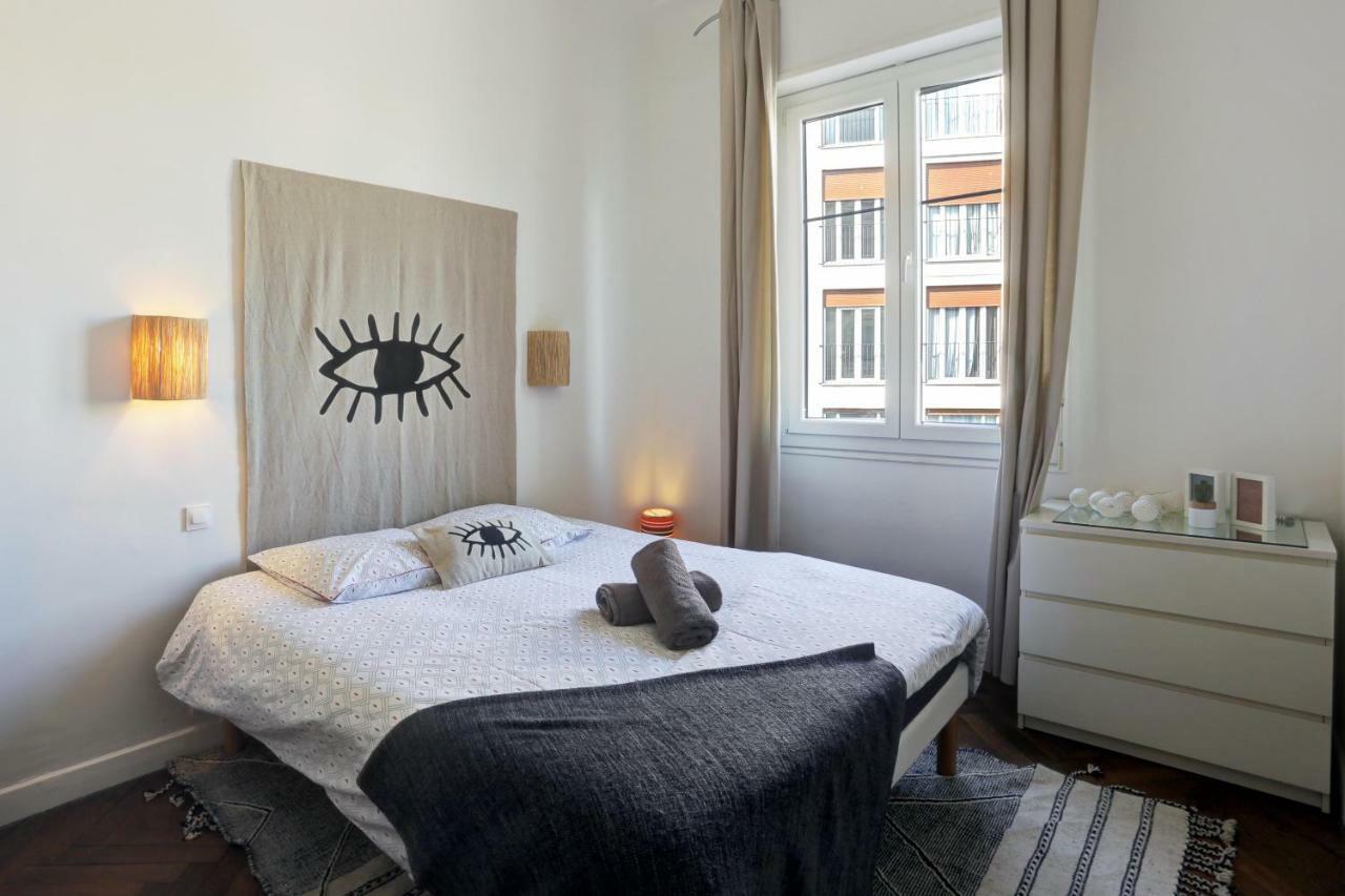 Appartement Le St Francois - Gorgeous Apt Art-deco,lift, A/c, 20 Meters Beach