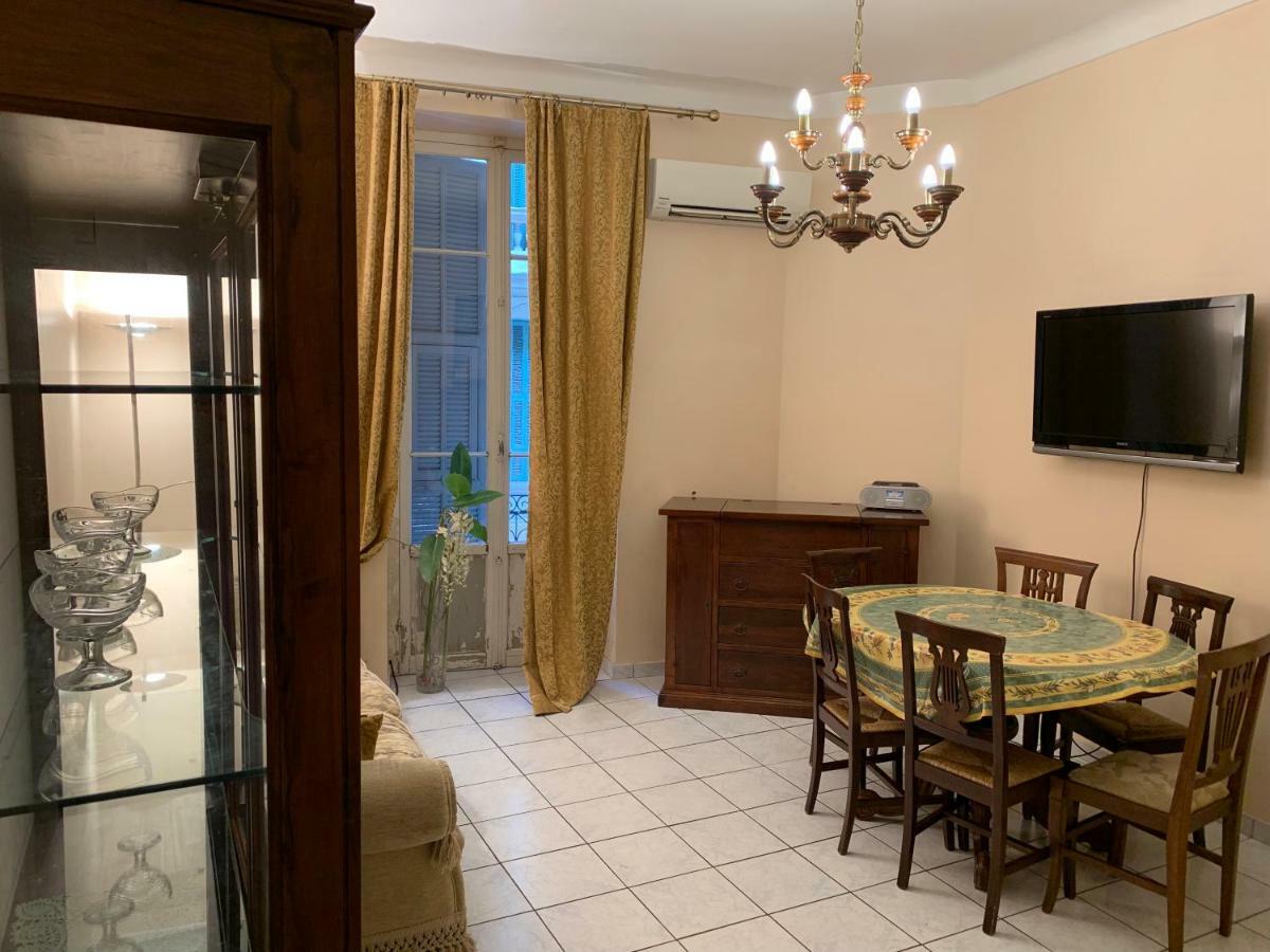 3 Rue Dante Apartment *