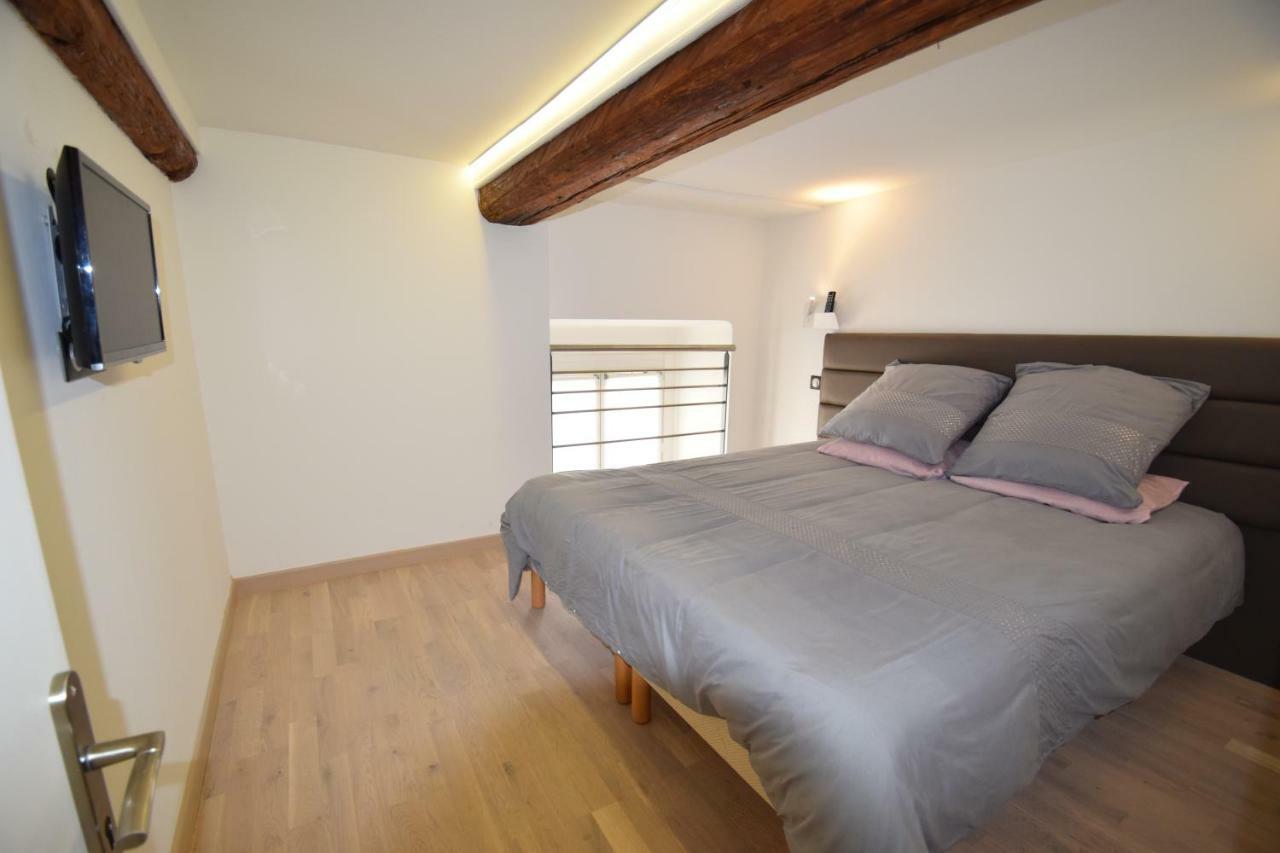 Jade Duplex - No Better Location In Apartment