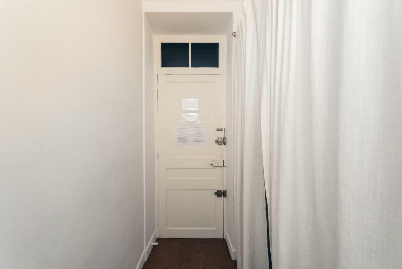 Alma'S Hyper Center Studio Apartment *
