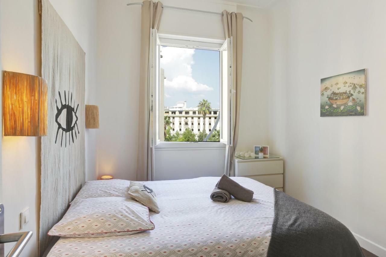 Le St Francois - Gorgeous Apt Art-deco,lift, A/c, 20 Meters Beach *