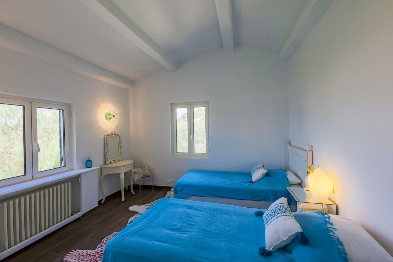 Villa Mont Boron View Vi4176 By Riviera Holiday Homes Nice
