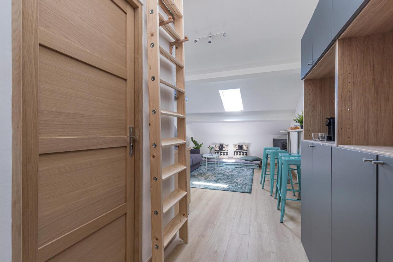 7 Deloye - 2 Pieces Renove - Dernier Etage - Clim Nice