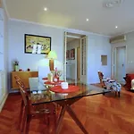 Heart Of The Center Superb Flat 50 Meters From The Sea