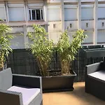 Downtown Studio & Large Terrace