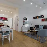 Large One Bedroom Flat In The Old Town * Nice